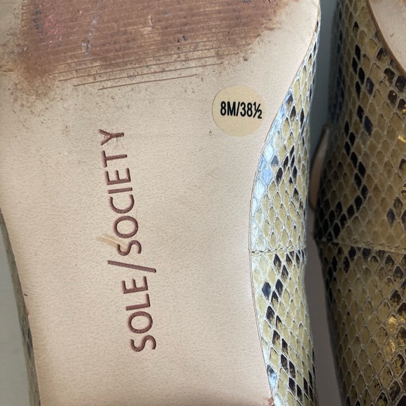 Sole Society Cream Brown Snake Print Leather Loafers size 8 - Picture 14 of 15